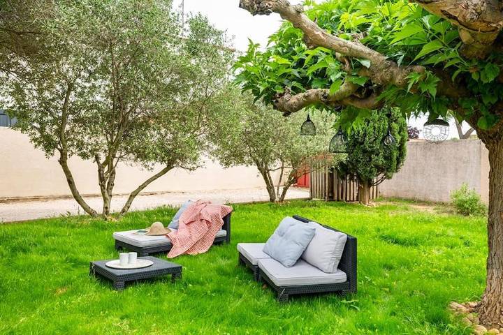 Location de vacances pour 9 personnes, avec Balcon et Terrasse ainsi que Jardin et Piscine à Manduel - 4