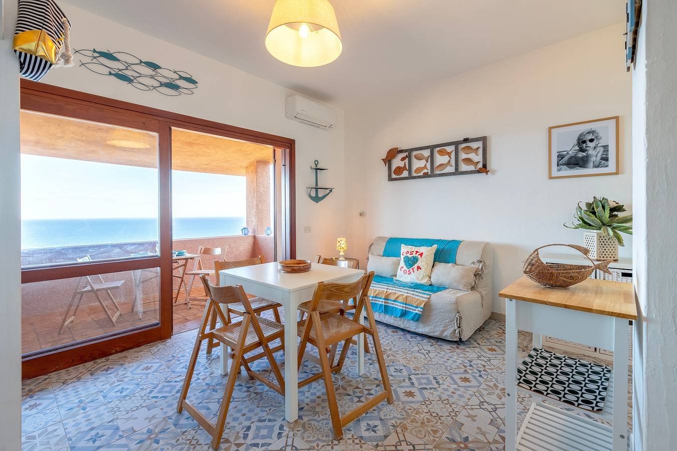 Appartement entier, Appartement 'Il Belvedere Di Achille' avec vue sur mer, terrasse privée et climatisation in Costa Paradiso, Trinità d'Agultu e Vignola