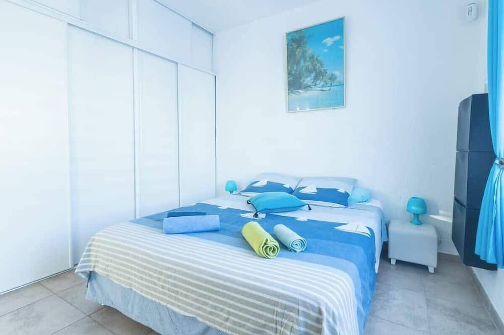 L'étoile Provençale - Centre Plan de Cuques in Plan-de-Cuques, Marsella region