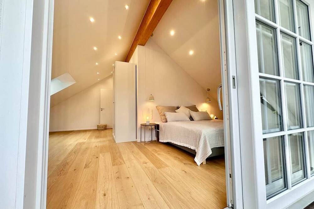 Ganze Wohnung, Mavie-Living: Lakeview Appartement in Breitbrunn am Ammersee, Herrsching