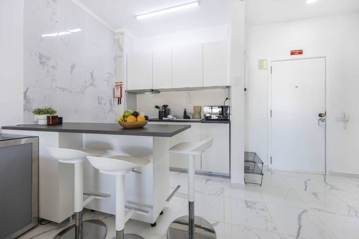 Gîte pour 4 personnes, avec balcon, adapté aux familles à Quarteira - 2