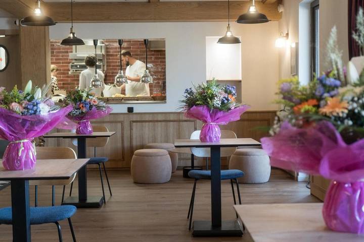 Hôtel pour 2 personnes, avec terrasse, animaux acceptés à Séranon - 2