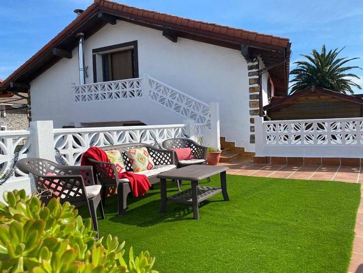 Apartamento de vacaciones para 3 personas, con vistas además de jardín y piscina en Vizcaya - 4