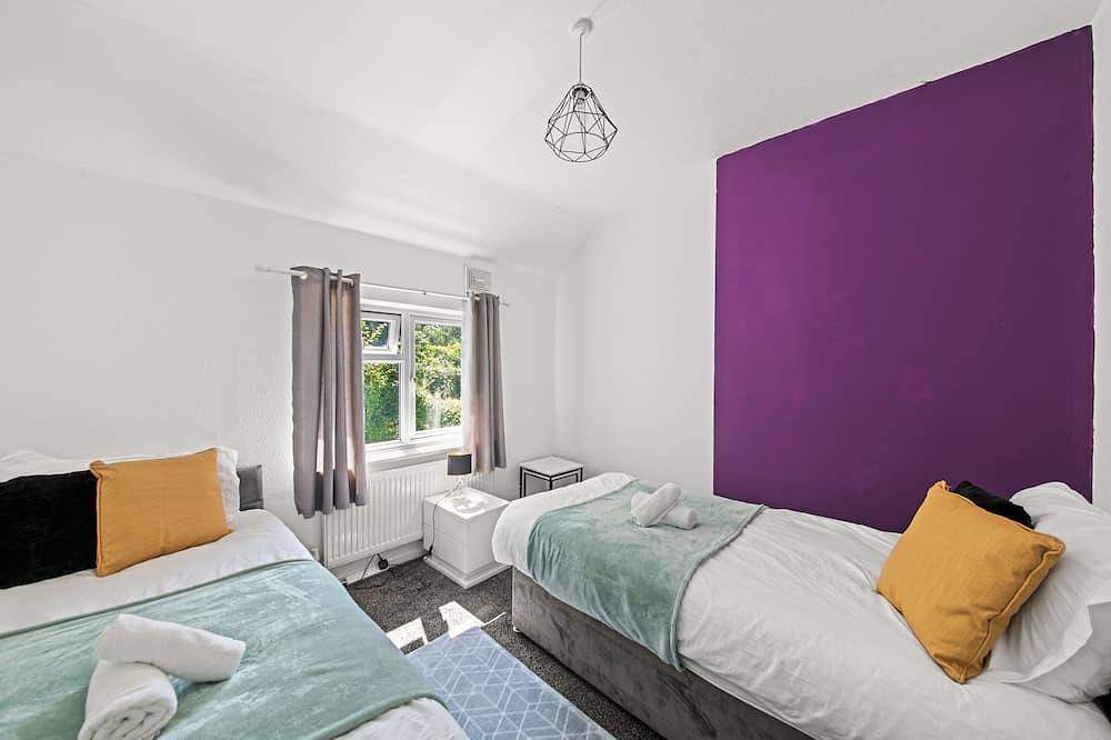 Luxury Watford 2 Bed House Free Parking in Watford, Hertfordshire