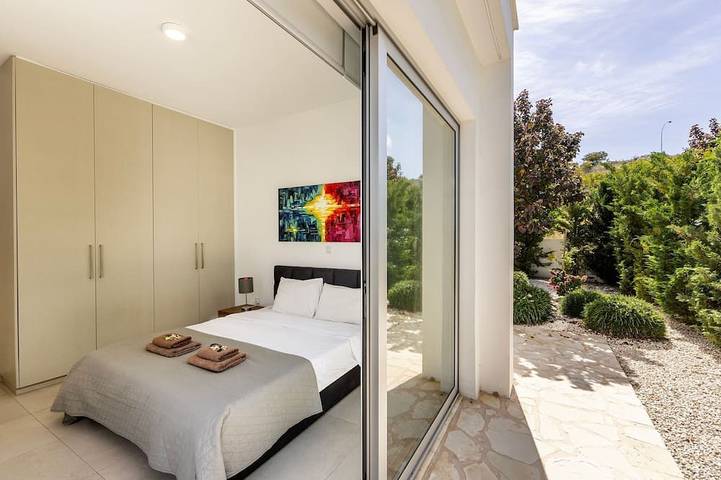5 bedroom villa with pool in Protaras, Chipre Sur