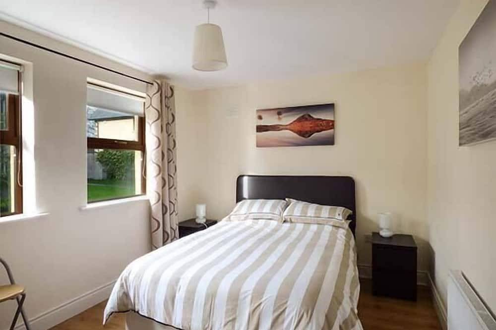 5 Kilnamanagh Manor, pet friendly in Dundrum, County Tipperary in Kilpatrick, County Tipperary