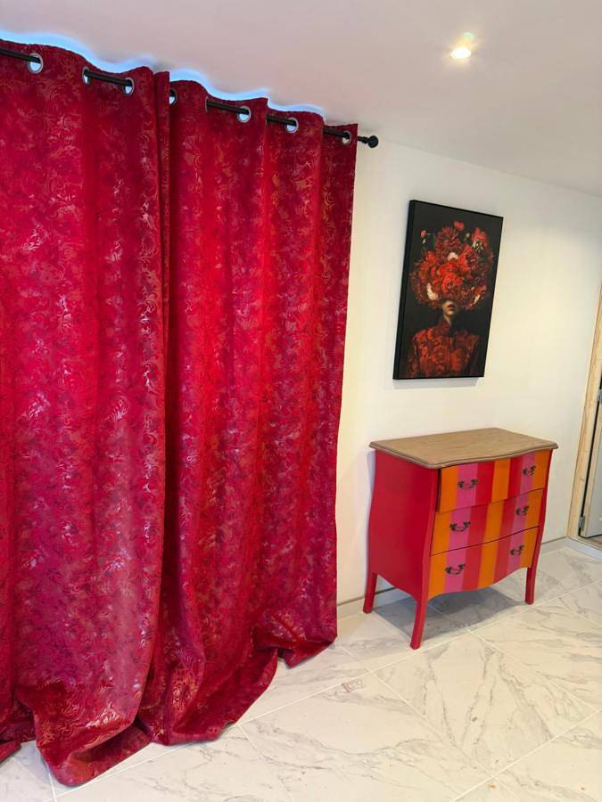 Location de vacances pour 8 personnes, avec terrasse dans Mecquignies - 3