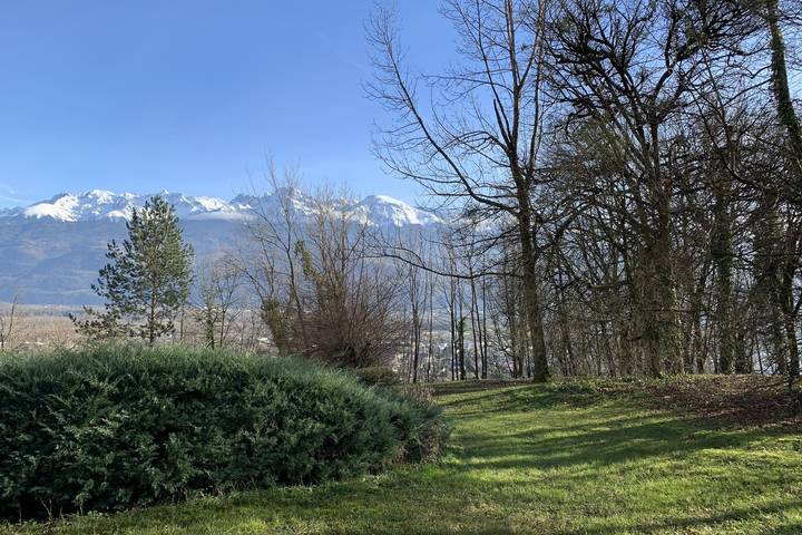 Ganze Wohnung, Ferienwohnung für 4 Personen mit Terrasse in Montbonnot-Saint-Martin, Isère