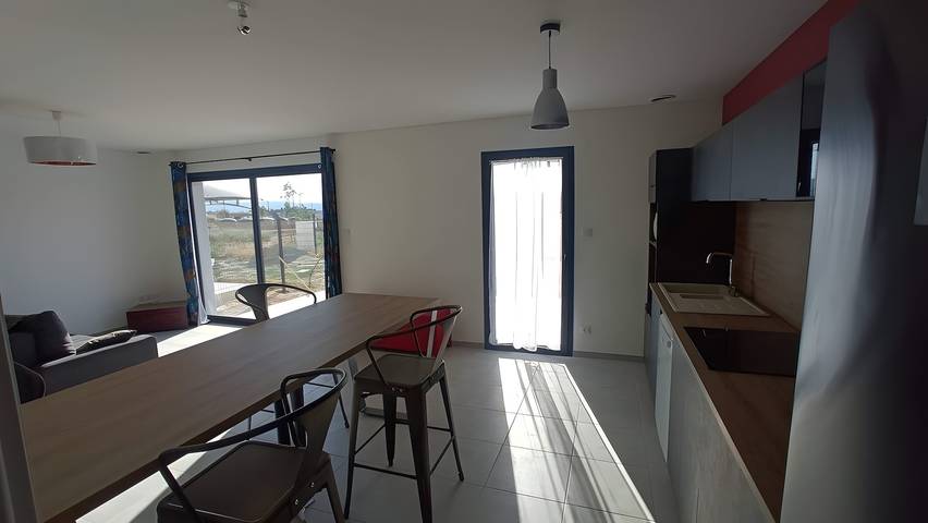 Villa 'En Drôme Provençale' con terraza privada, Wi-Fi y aire acondicionado in Montélimar, Región de Nyons