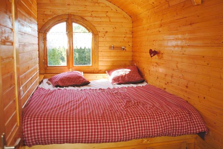 Maison de campagne pour 3 personnes, avec terrasse et jardin ainsi que piscine et vue à L'Honor-de-Cos - 4