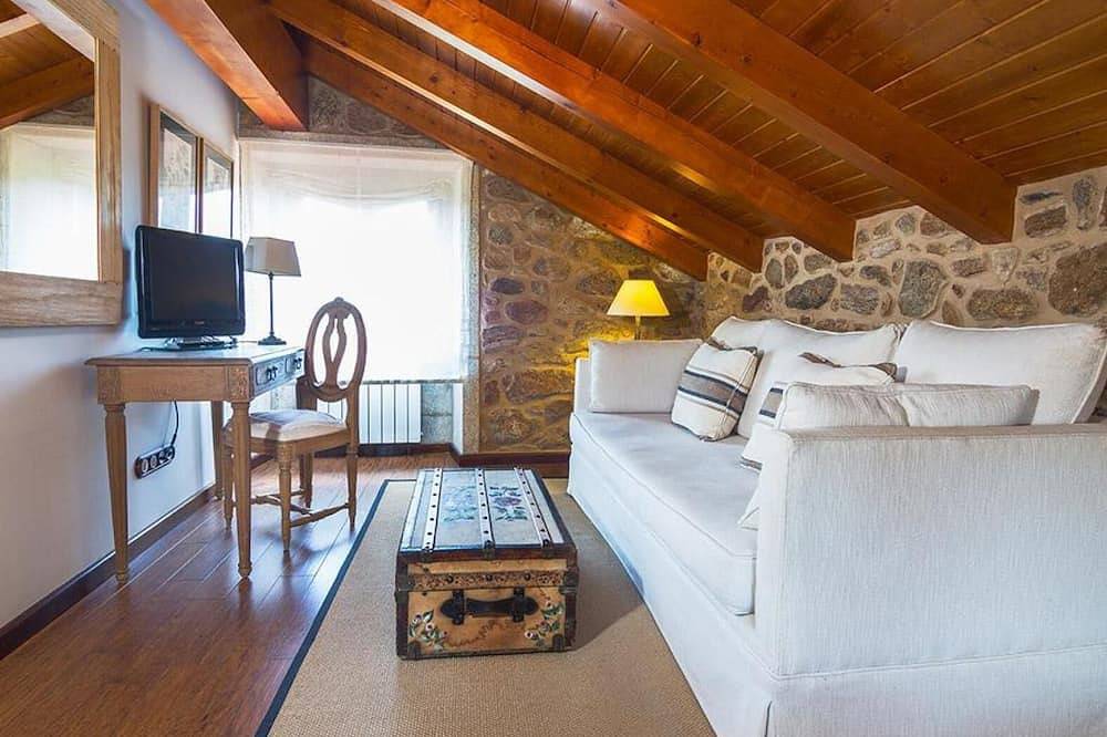 Bed and Breakfast 'Arao' with Private Garden and Wi-Fi in Camariñas, Costa da Morte