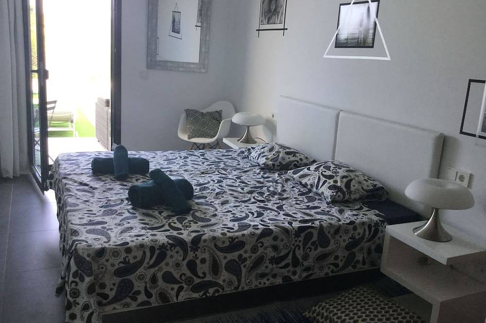 Beautiful modern villa ideal for families, private swimming pool,  seaside.🏖️🤩 in Cala Anguila, Manacor