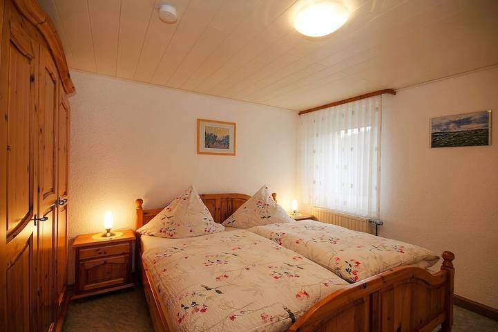 Ferienhaus für 3 Personen, mit Whirlpool und Terrasse sowie Garten in Hollfeld - 2