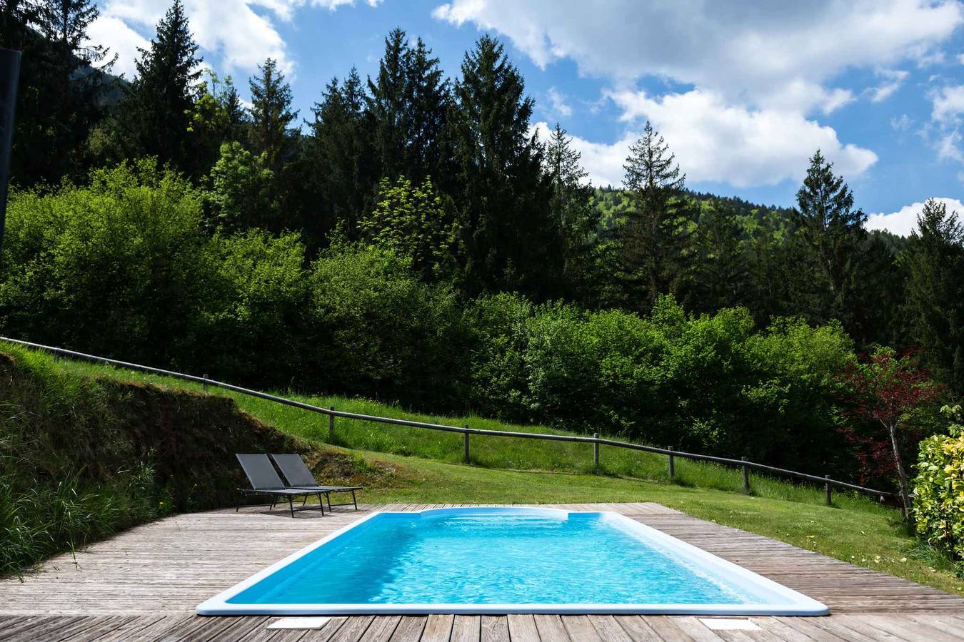Appartamento intero, Appartamento con piscina vicino al Lago di Ledro  in Tiarno di Sotto, Ledro
