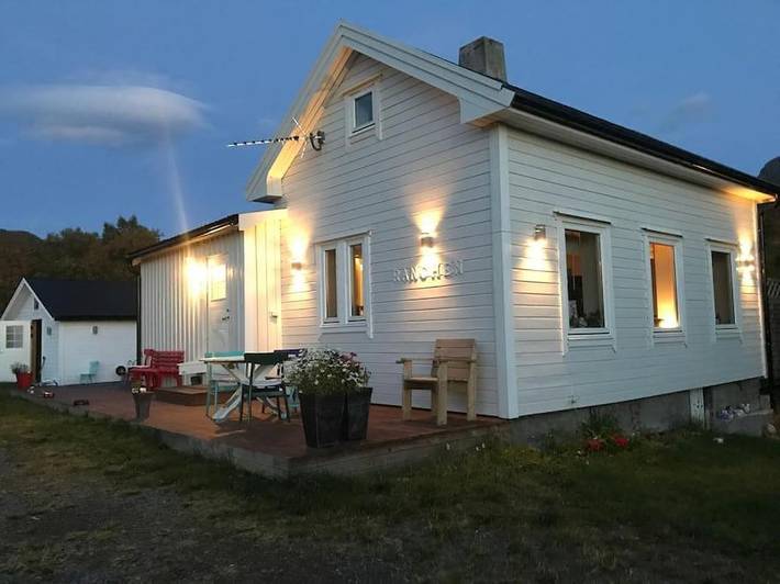 Ferienhaus für 5 Personen, mit Terrasse und Garten sowie Ausblick in Vesterålen