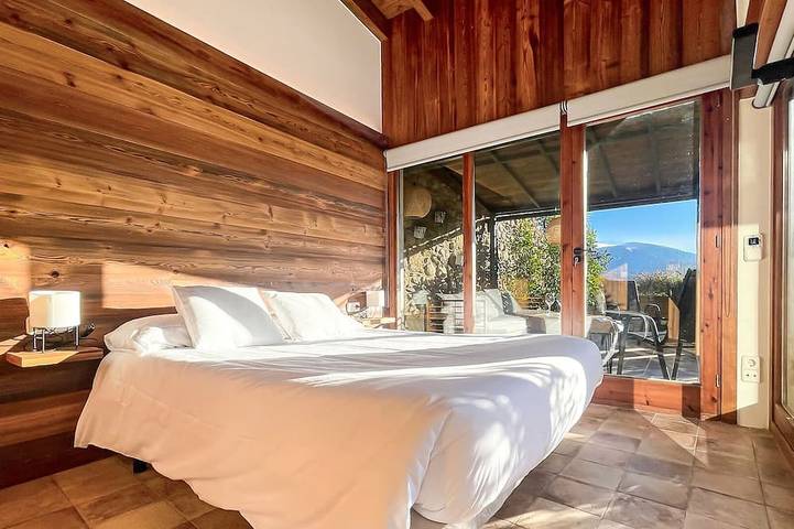 Entire apartment, Cal Gatesques 4 in Puigcerdà, Catalan Pyrenees