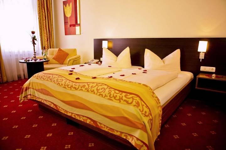 Hotel für 2 Personen, mit Garten und Sauna in Memmingen - 2