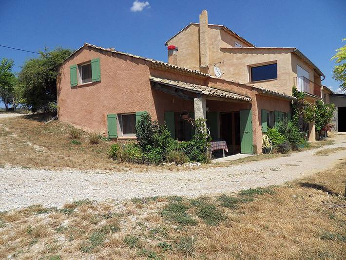 Gîte pour 5 personnes, avec Terrasse et Jardin