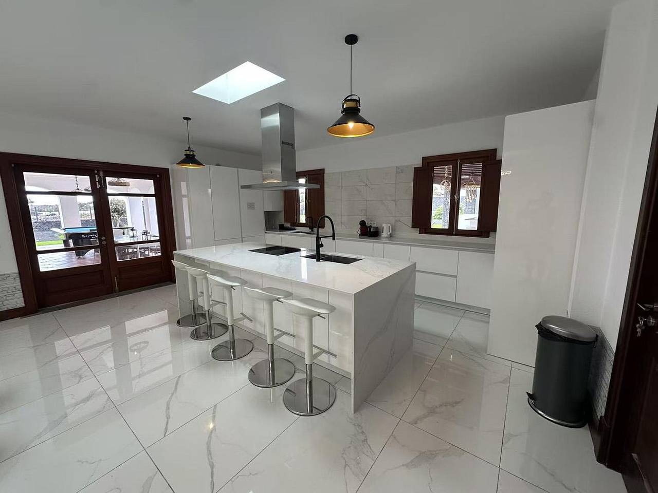 Villa für 21 Personen mit Whirlpool in Costa Teguise, Teguise