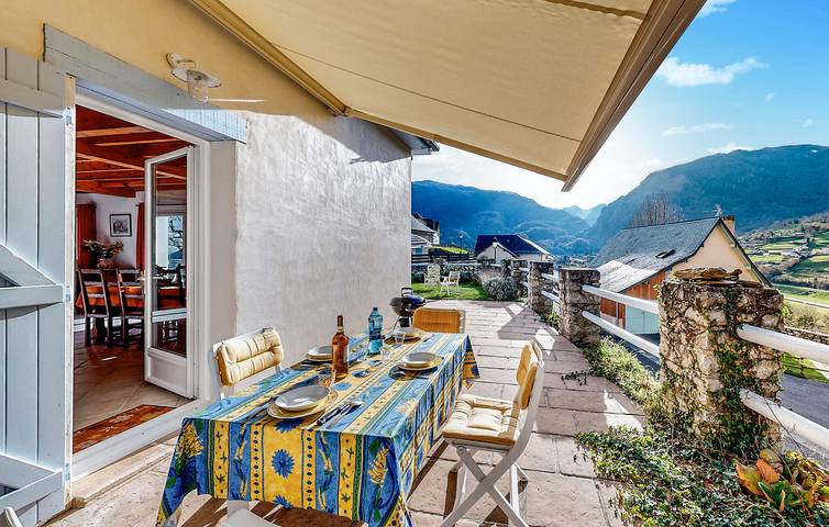 Location de vacances pour 6 personnes, avec jardin dans Vallée d'Ossau - 2