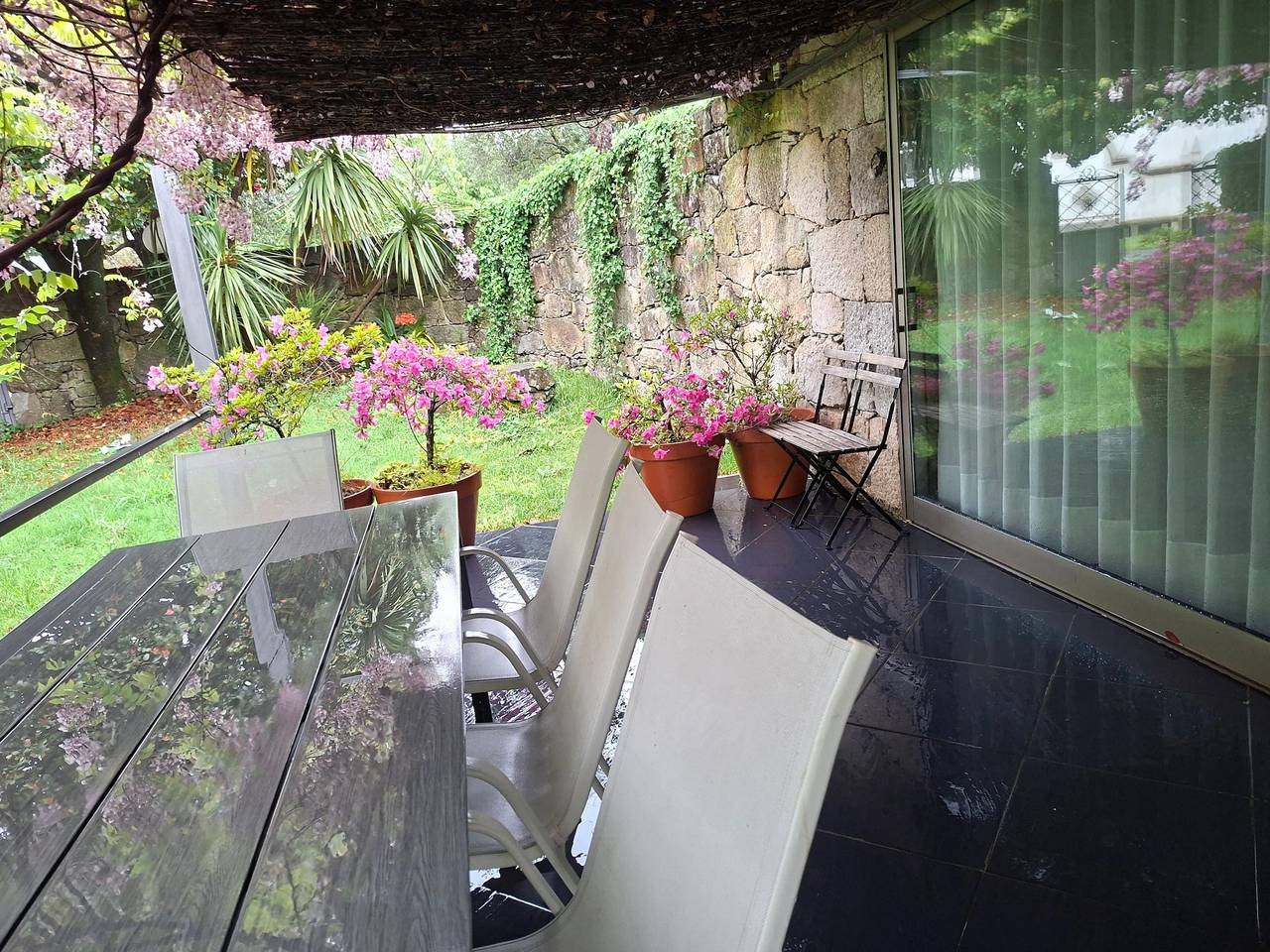 Casa encantadora em Covelas com piscina e vista para a montanha in Covelas, Distrito de Braga