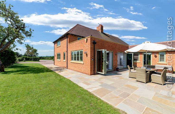 Mount View in Worcestershire