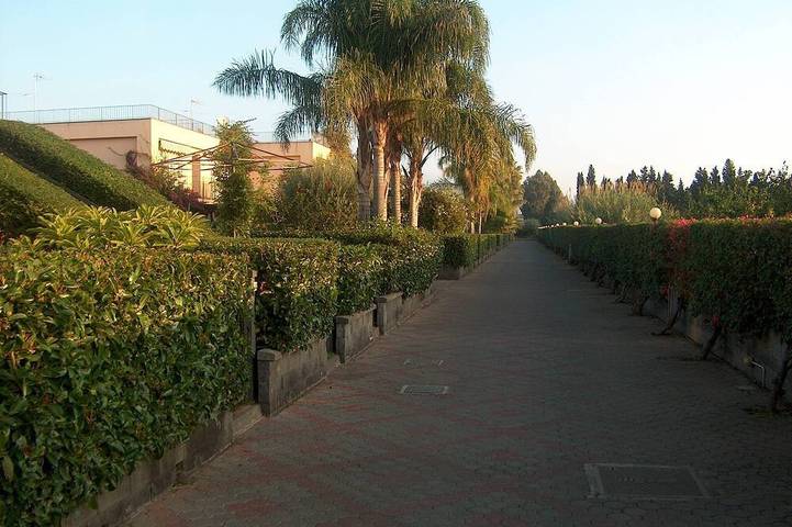 Apartamento entero, Un oasis de tranquilidad, residencia privada con piscina y tenis, playa cercana in Spiaggia di San Marco, Fiumefreddo di Sicilia