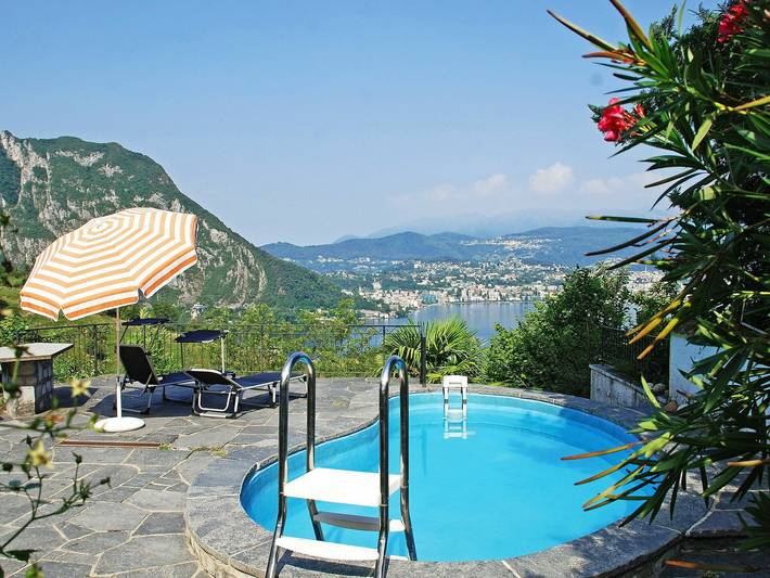Ferienhaus für 5 Personen, mit Seeblick und Garten im Tessin