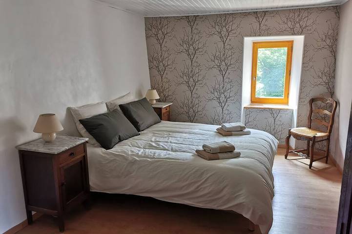 Location de vacances pour 8 personnes, avec Terrasse et Jardin à Saint-Pierre-Saint-Jean - 3