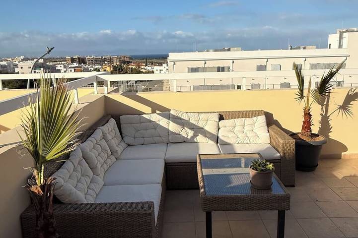 Appartement de vacances pour 4 personnes, avec piscine et balcon