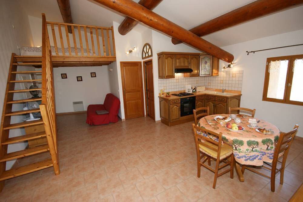 Ganze Wohnung, Apartment 2nd floor panoramic view in Bonnieux, Regionaler Naturpark Luberon