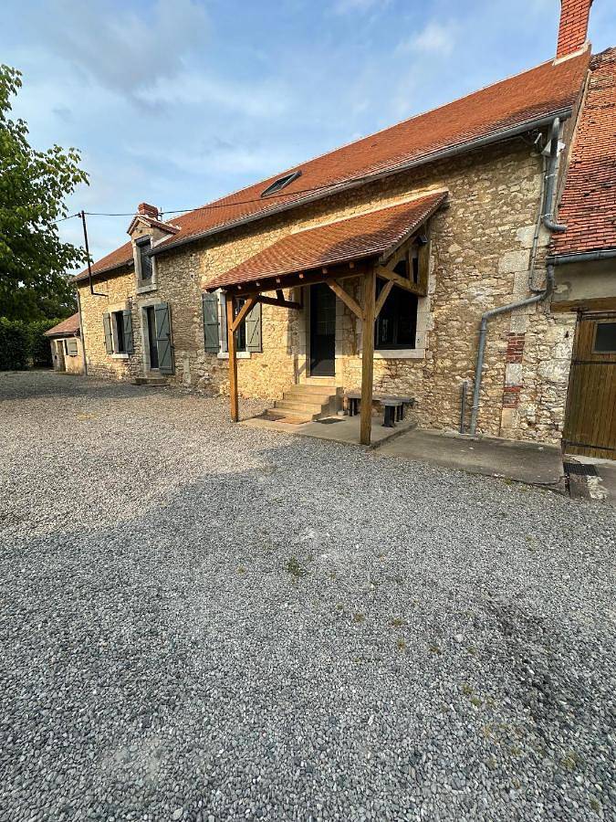 Maison de campagne pour 8 personnes, avec jardin et vue, animaux acceptés à Arthon - 2