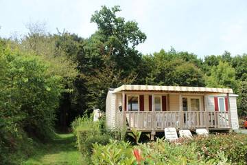 Mobil home pour 8 personnes, avec piscine et terrasse, animaux acceptés à Litteau