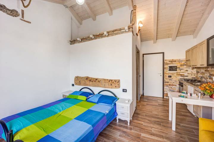 Casa vacanze 'Pelagos' con vista mare, piscina condivisa e aria condizionata in Pompeiana, Riviera di Ponente