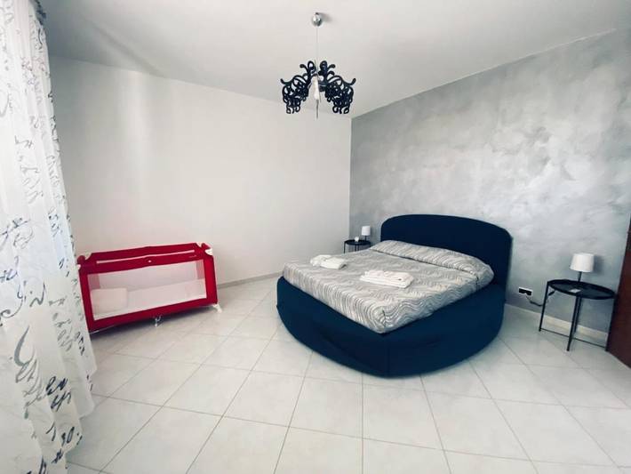 Location de vacances pour 7 personnes, avec piscine et jardin, animaux acceptés à Enna - 3