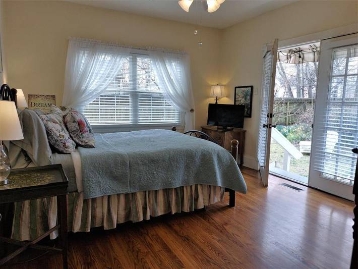 Chambre d’hôte pour 3 personnes, avec vue et jardin, animaux acceptés