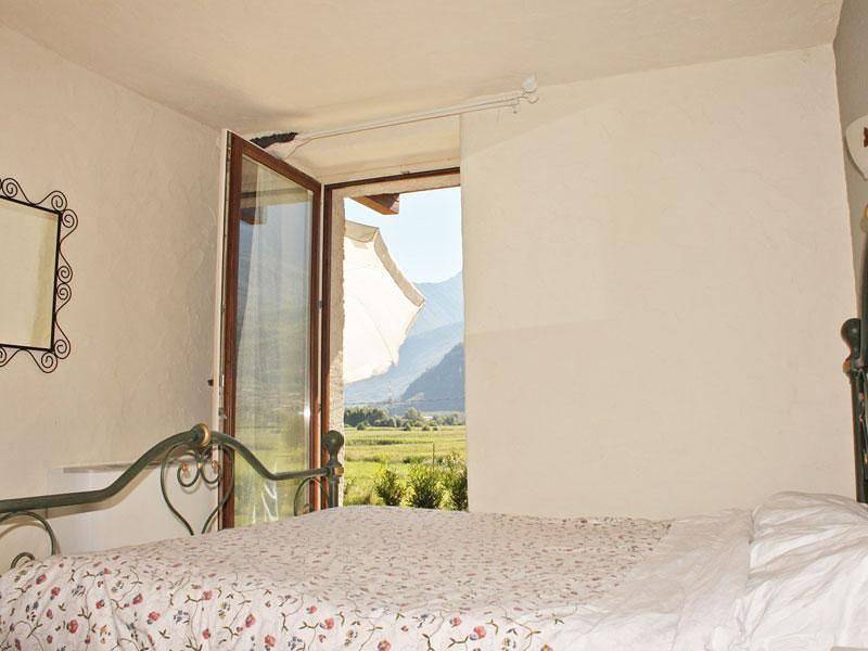 Apartamento entero, Borgo Erbiola Margherita Rustico Holiday Apartment with Pool in Cólico (Italia), Alpes de Orobie Occidental