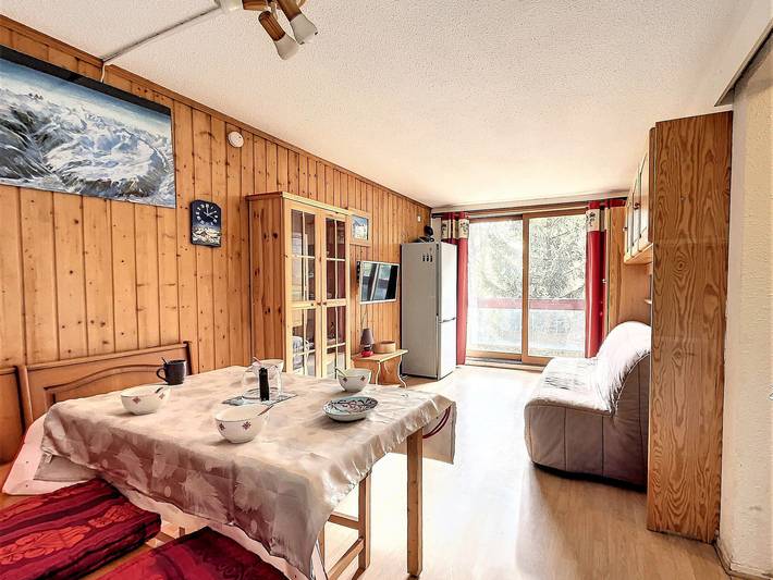 Chalet pour 5 personnes, avec piscine et terrasse, animaux acceptés dans Le Corbier