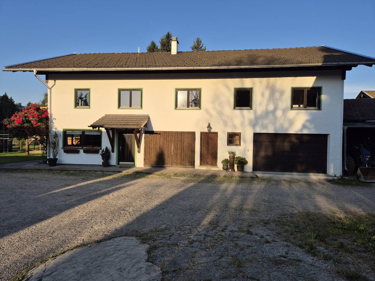 Ganze Ferienwohnung, Ferienwohnungen Maurer Hof - Ferienwohnung Bauernhaus 2. Stock 70 qm in Siegsdorf, Bayerische Alpen
