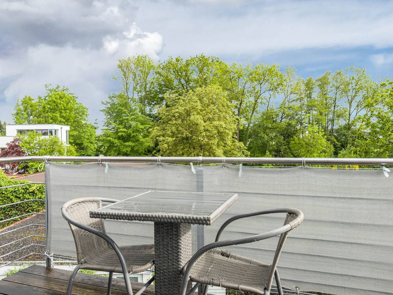 Appartement entier, Appartement de vacances "Straub" avec vue sur les montagnes, balcon et Wi-Fi in Ravensburger Spieleland, Meckenbeuren