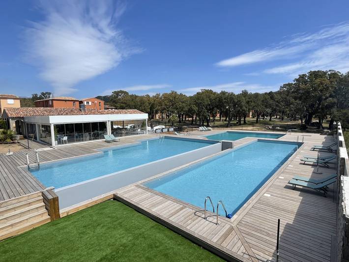 Location de vacances pour 4 personnes, avec terrasse à Lecci