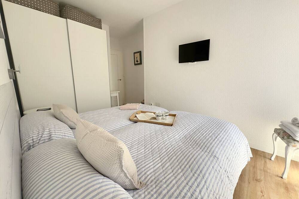 Entire apartment, Apartamento Cerca de la Playa-a Toda Vela 30014 in Somo, Ribamontán al Mar