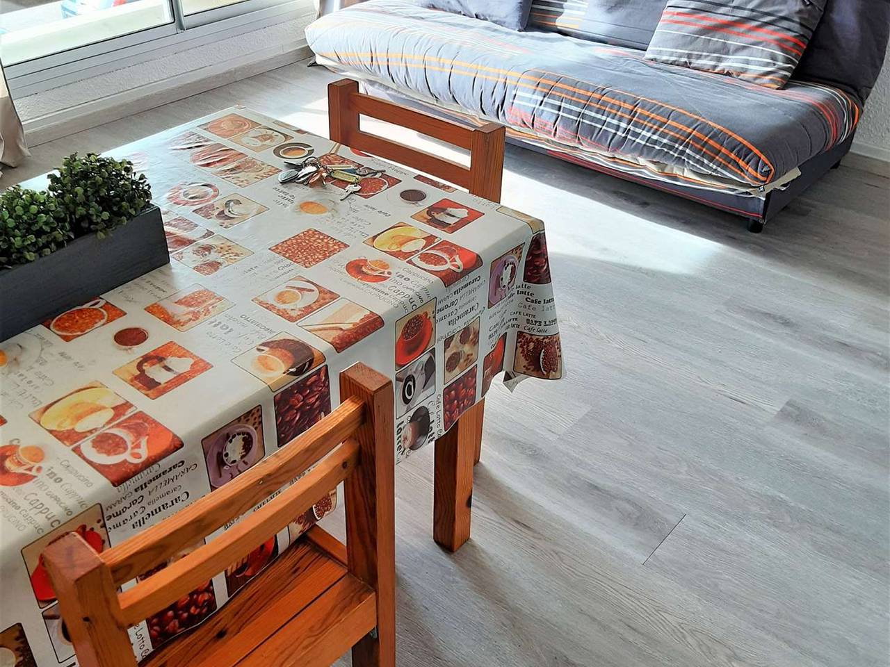 Estudio entero, Estudio Cabina 6 personas - 30m², Balcón sur, cerca de pistas, parking, cocina equipada in Saint-Lary-Soulan, Parque nacional de los Pirineos