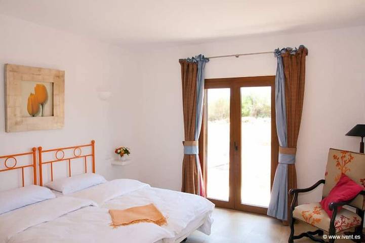 Finca für 12 Personen, mit Balkon und Garten in Es Llombards - 3