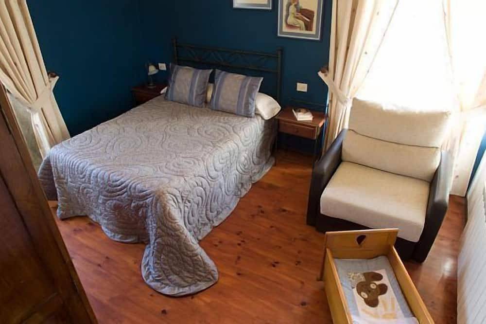 Casa rural (alquiler íntegro) A Casona para 14 personas in Zas, Costa de Galicia
