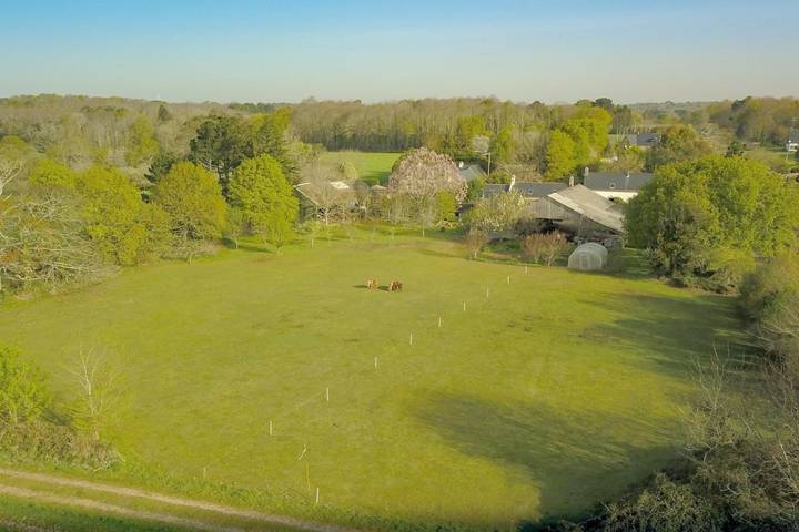 Gîte pour 2 personnes, avec vue et jardin, animaux acceptés à Tréméoc - 2
