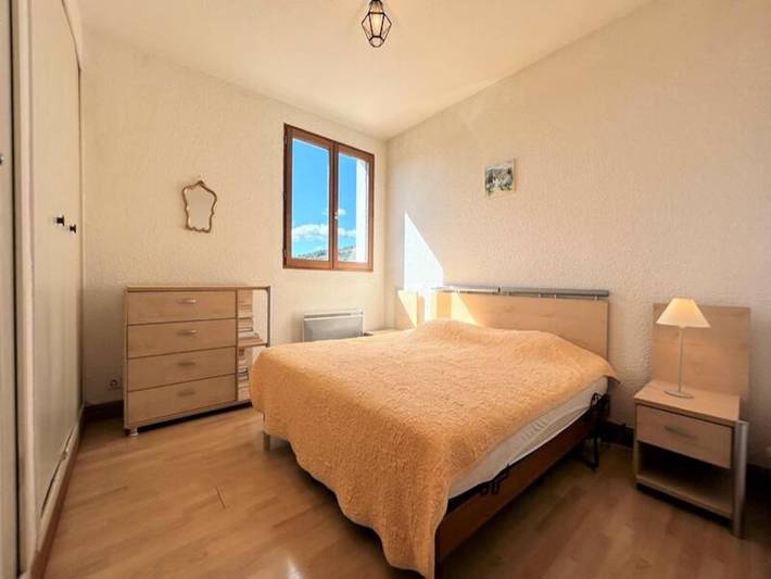 Gîte pour 2 personnes, avec terrasse, adapté aux familles à Gréoux-les-Bains - 3
