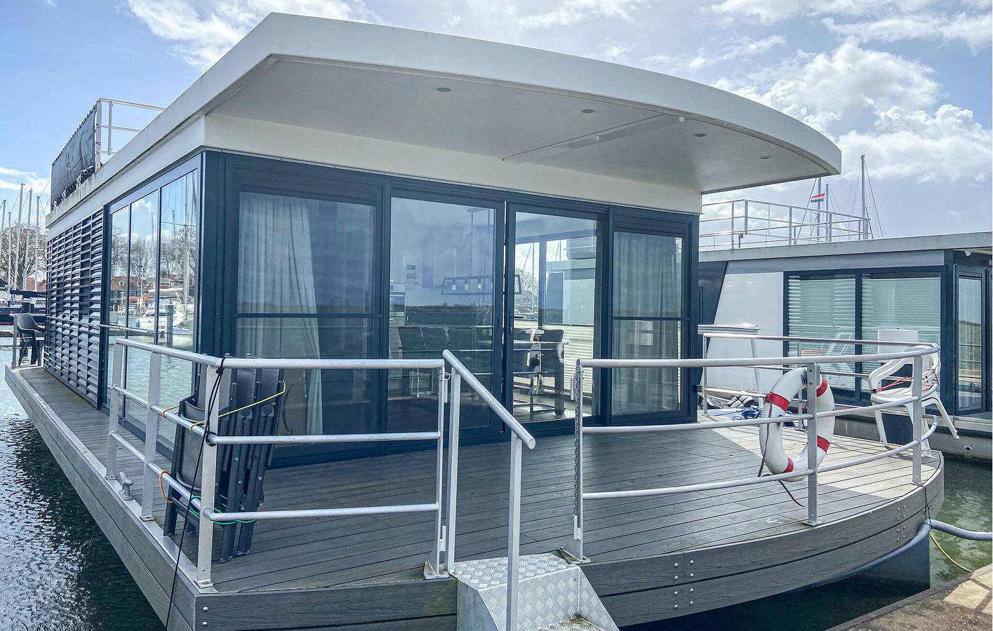 Hausboot für 5 Personen mit Seeblick in Lelystad, Markermeer