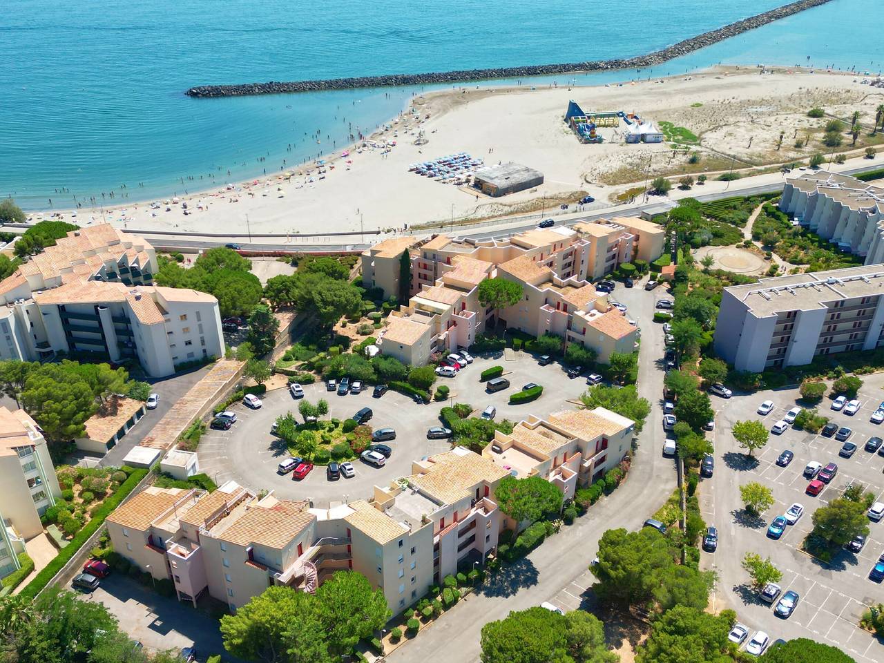 Appartement entier, Joli 2 pièces avec jardinet, parking privé, à 100m de la plage - Sète in Sète, Côte d'Améthyste