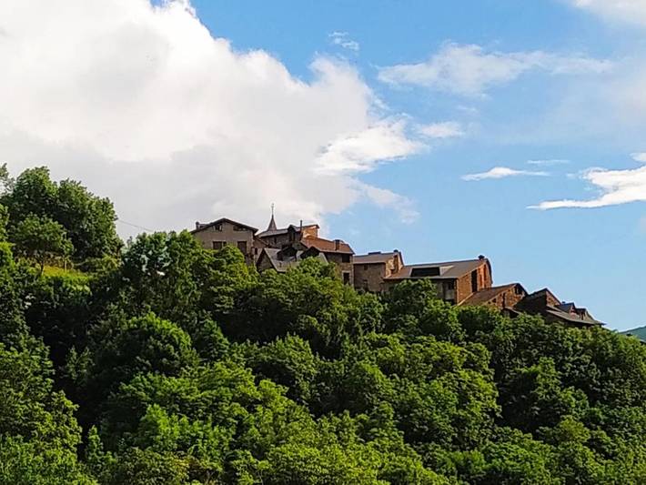 Gîte pour 4 personnes, avec vue et terrasse, animaux acceptés à Rialp - 3